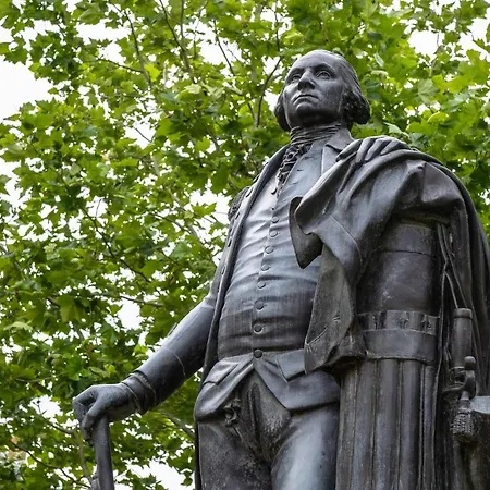 De Toiras Ξενοδοχείο 5*