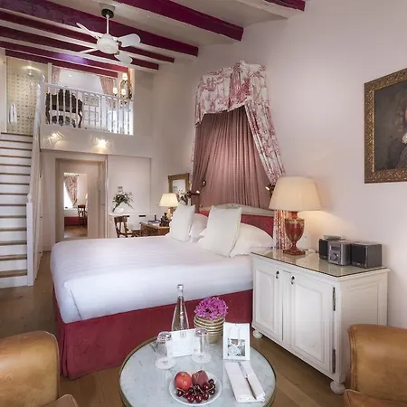 De Toiras Hotel