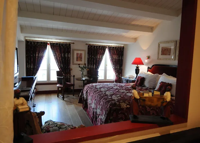 De Toiras Hotel
